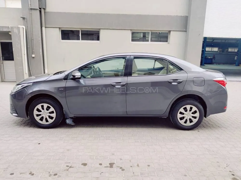 Toyota Corolla 2019 for Sale in Karachi Image-1