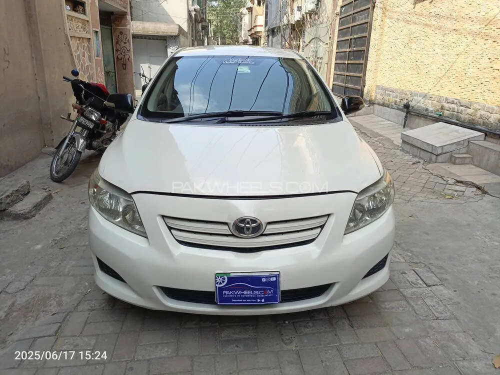 Toyota Corolla 2010 for Sale in Gujranwala Image-1