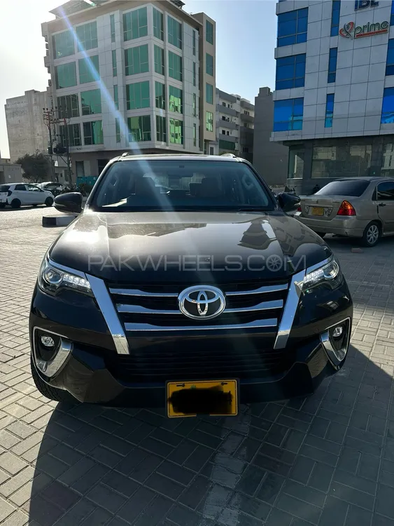 Toyota Fortuner 2018 for Sale in Karachi Image-1