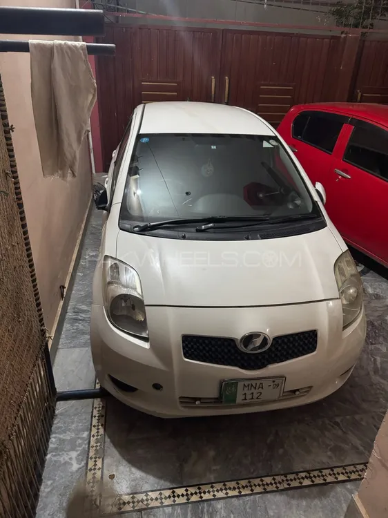 Toyota Vitz 2006 for Sale in Multan Image-1