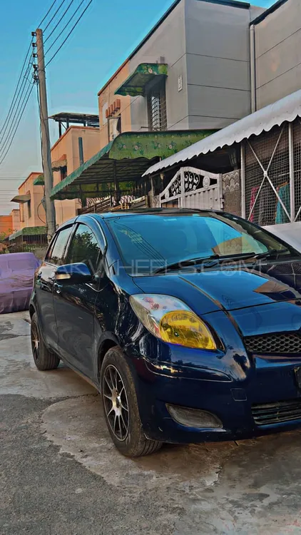 Toyota Vitz 2012 for Sale in Lahore Image-1
