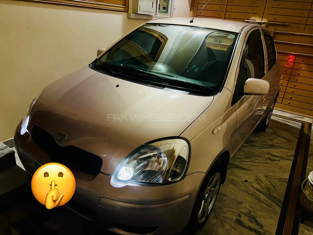 Toyota Vitz 2002 for Sale in Peshawar Image-1