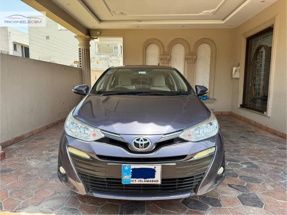 Toyota Yaris Sedan 2021 for Sale in Lahore Image-1