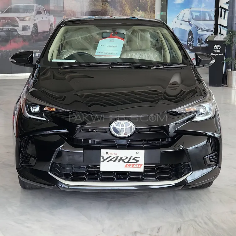 Toyota Yaris Sedan 2025 for Sale in Lahore Image-1