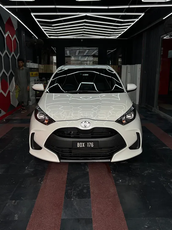 Toyota Yaris Hatchback 2021 for Sale in Peshawar Image-1