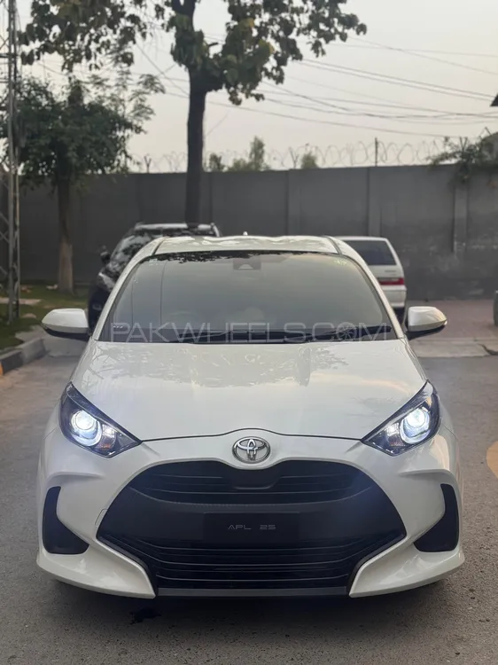 ٹویوٹا یارس ہیچ بیک 2022 for Sale in پشاور Image-1