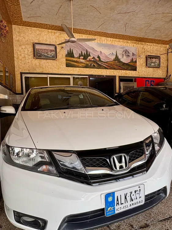 Honda City 2018 for Sale in Faisalabad Image-1