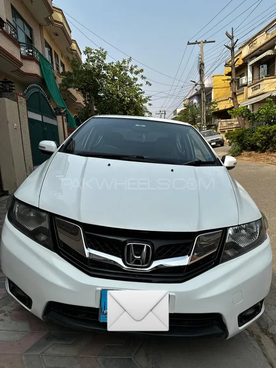 Honda City 2018 for Sale in Islamabad Image-1