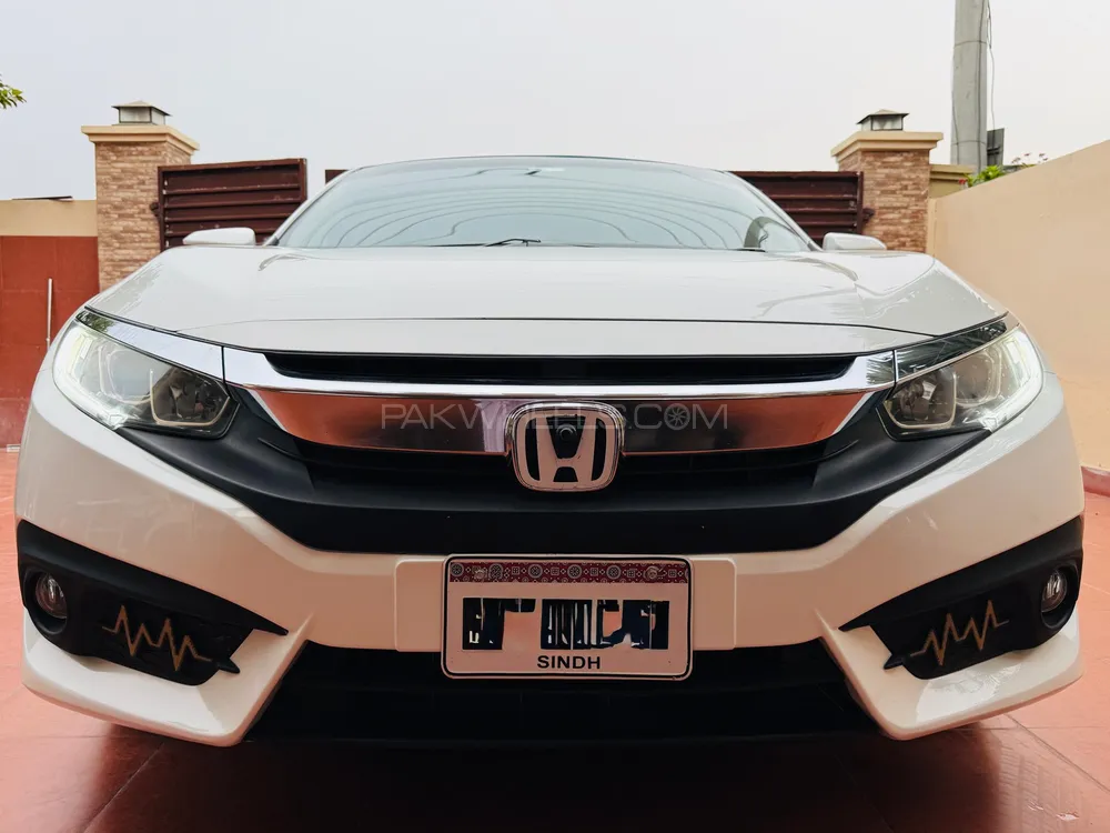Honda Civic 2018 for Sale in Multan Image-1