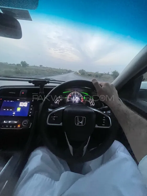 Honda Civic 2017 for Sale in Islamabad Image-1