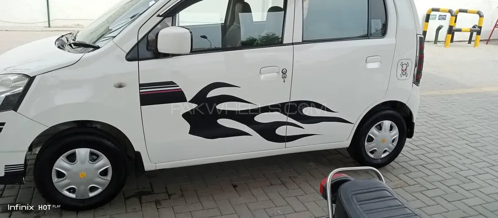 Suzuki Wagon R 2017 for Sale in Multan Image-1
