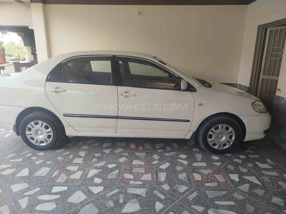Toyota Corolla 2004 for Sale in Bhimber Image-1