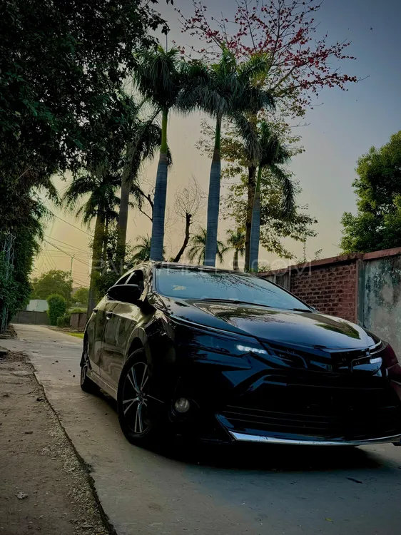 Toyota Corolla 2015 for Sale in Sialkot Image-1