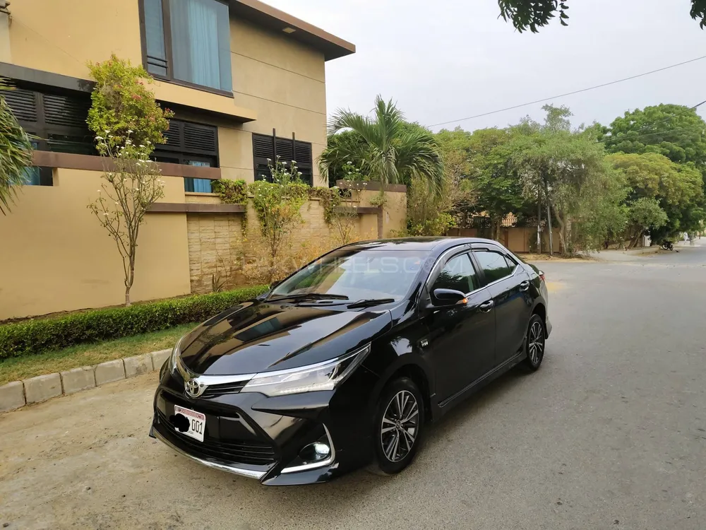 Toyota Corolla 2021 for Sale in Karachi Image-1