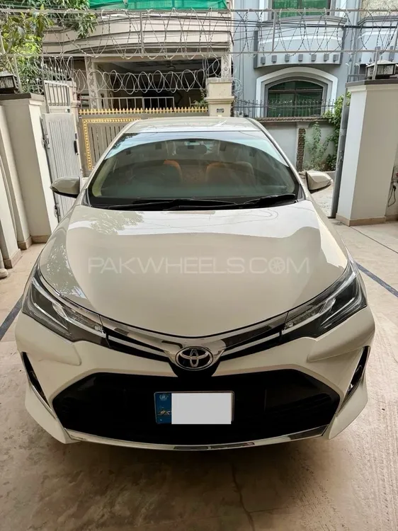 Toyota Corolla 2021 for Sale in Islamabad Image-1