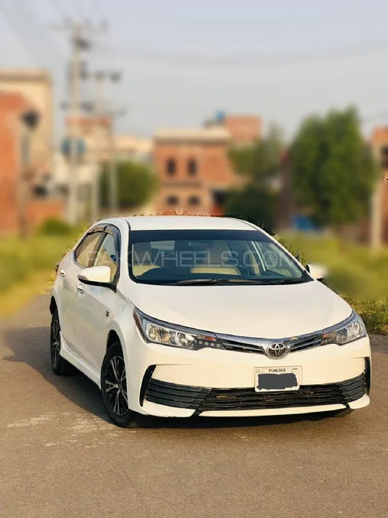 Toyota Corolla 2018 for Sale in Alipur Chatta Image-1
