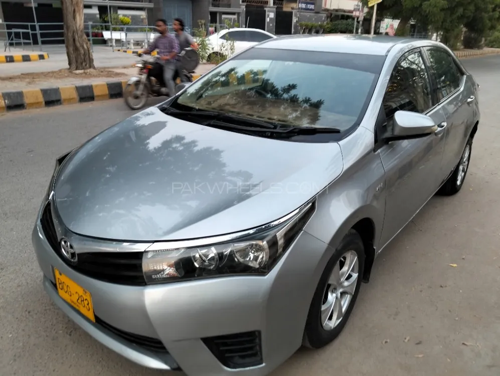 Toyota Corolla 2014 for Sale in Karachi Image-1