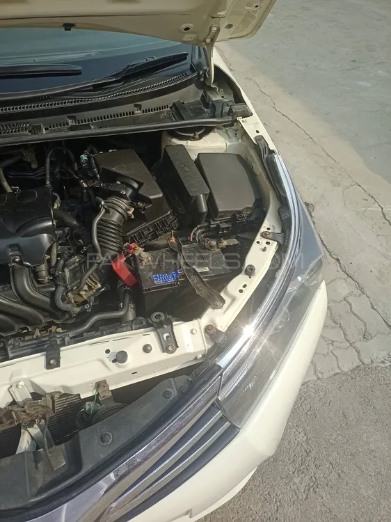 Toyota Corolla 2015 for Sale in Sialkot Image-1