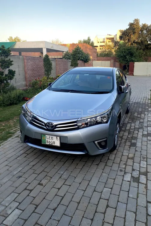 Toyota Corolla 2015 for Sale in Lahore Image-1