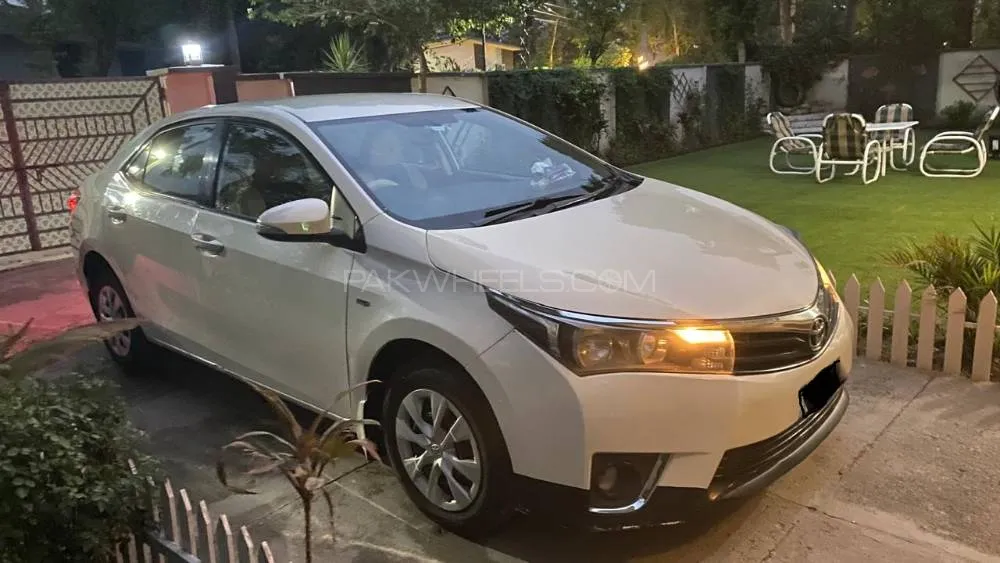 Toyota Corolla 2016 for Sale in Lahore Image-1