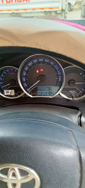 Toyota Corolla 2016 for Sale in Karachi Image-1