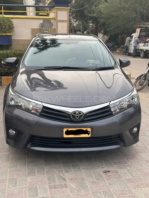 Toyota Corolla 2017 for Sale in Karachi Image-1