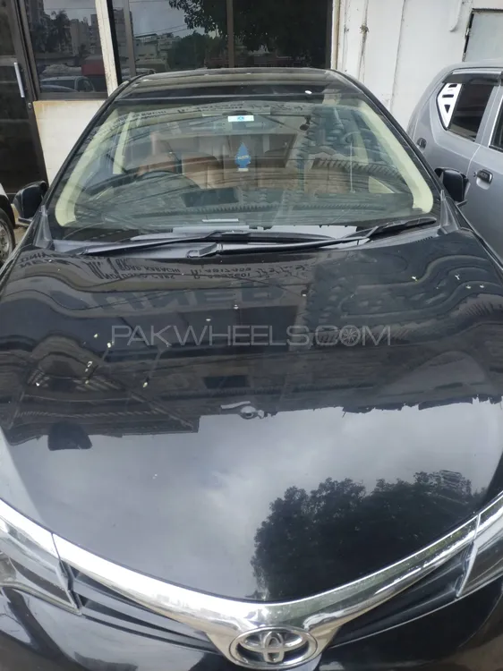 Toyota Corolla 2019 for Sale in Karachi Image-1
