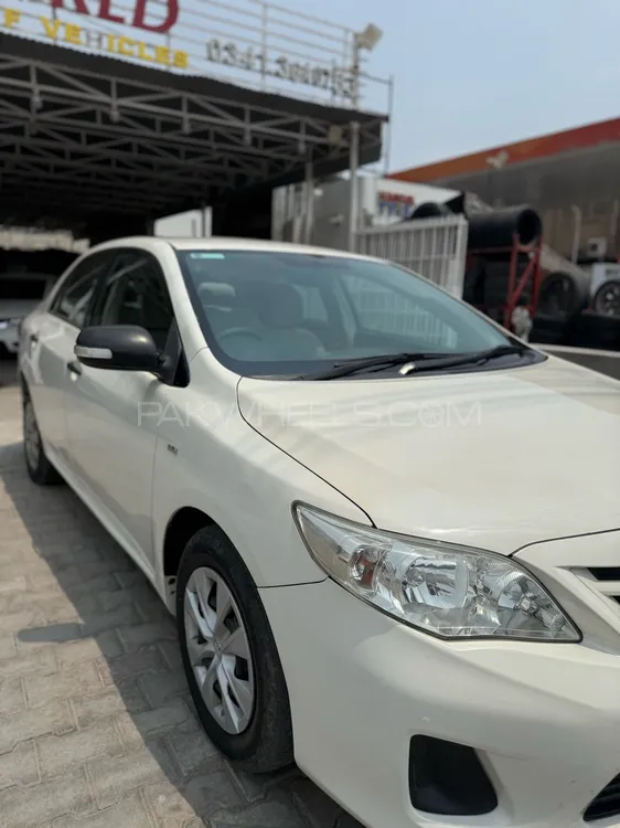 Toyota Corolla 2014 for Sale in Lahore Image-1
