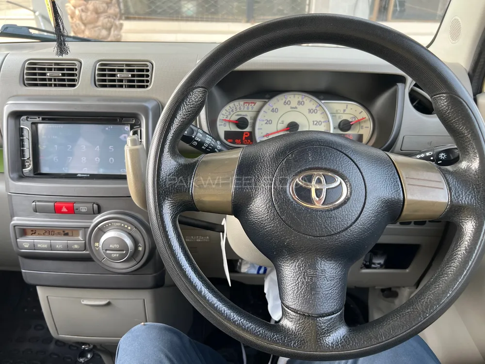 Toyota Pixis Space 2015 for Sale in Multan Image-1