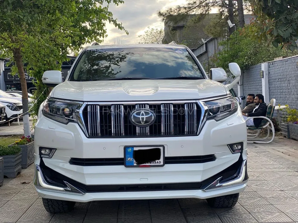 Toyota Prado 2019 for Sale in Islamabad Image-1