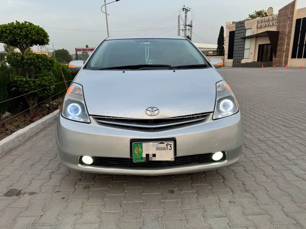 Toyota Prius 2006 for Sale in Islamabad Image-1