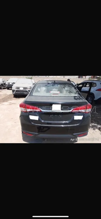Toyota Yaris Sedan 2025 for Sale in Karachi Image-1