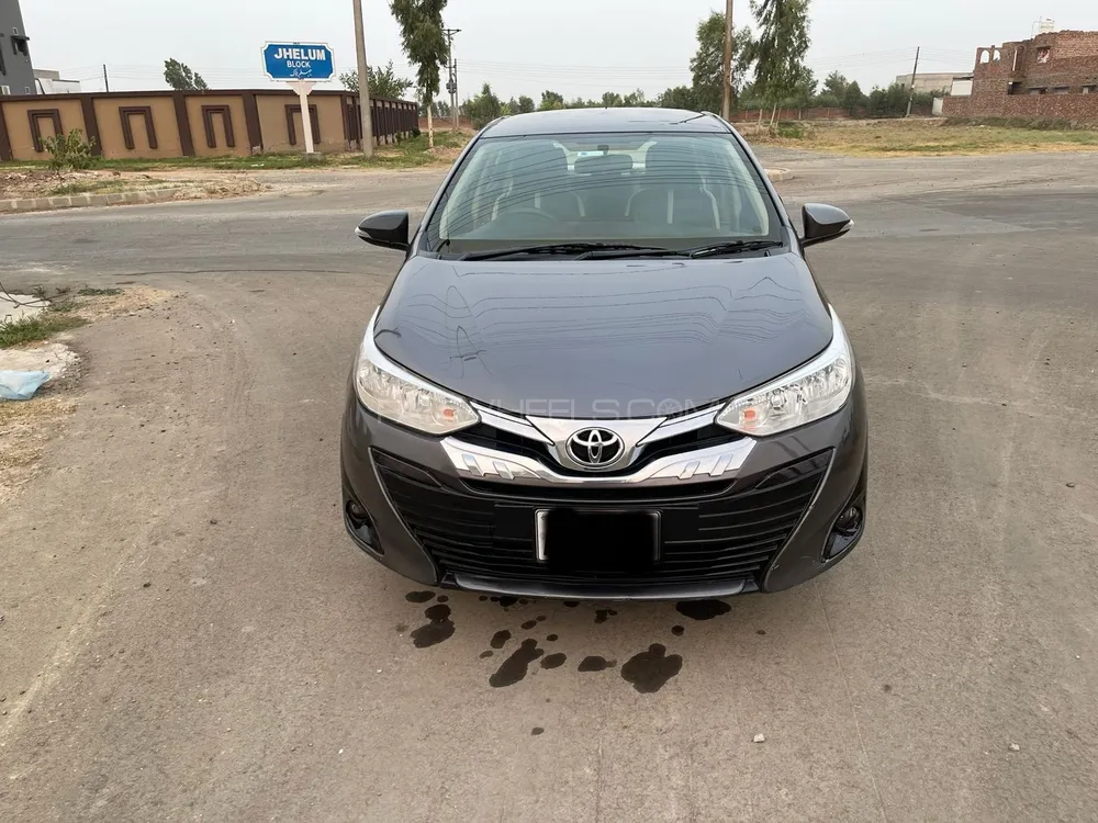 Toyota Yaris Sedan 2021 for Sale in Lahore Image-1