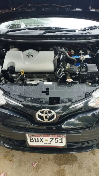 Toyota Yaris Sedan 2021 for Sale in Karachi Image-1