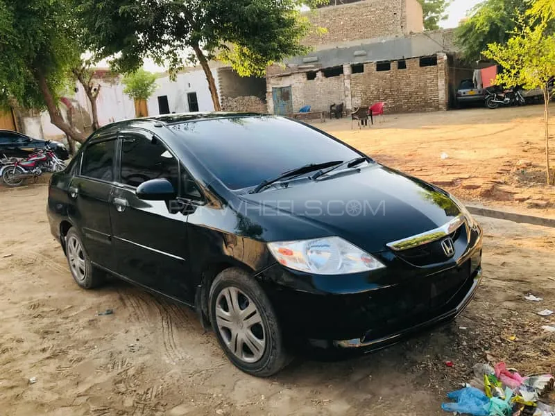 Honda City 2004 for Sale in Rohri Image-1