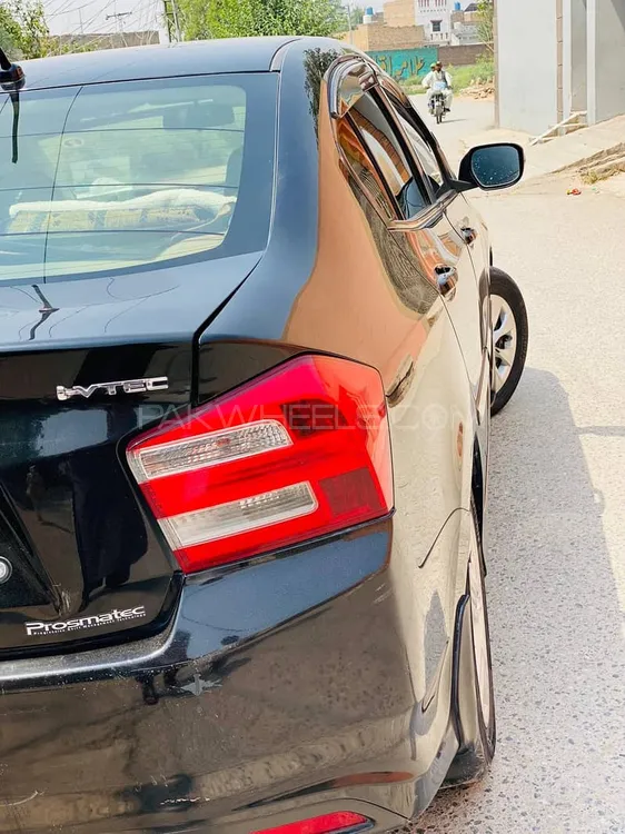 Honda City 2018 for Sale in Peshawar Image-1