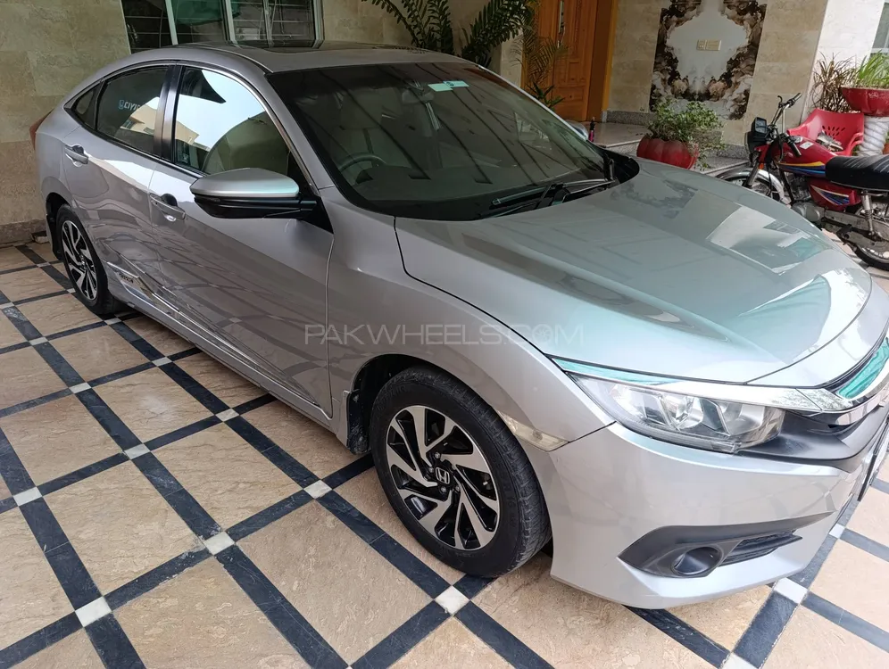 Honda Civic 2018 for Sale in Lahore Image-1