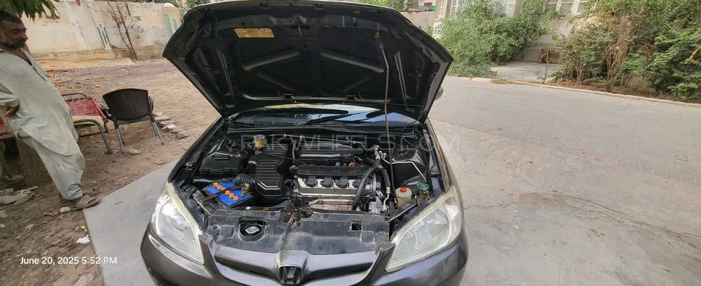 Honda Civic 2005 for Sale in Karachi Image-1