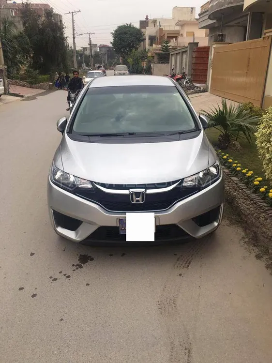 Honda Fit 2015 for Sale in Islamabad Image-1