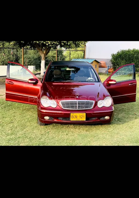 مرسڈیز بینز سی کلاس 2001 for Sale in ایبٹ آباد Image-1