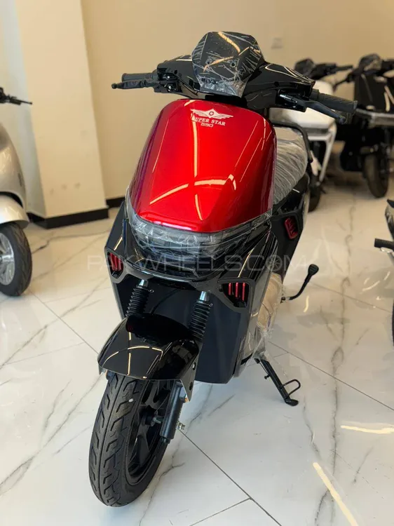 Super Star Scooty EV 2025 for Sale Image-1