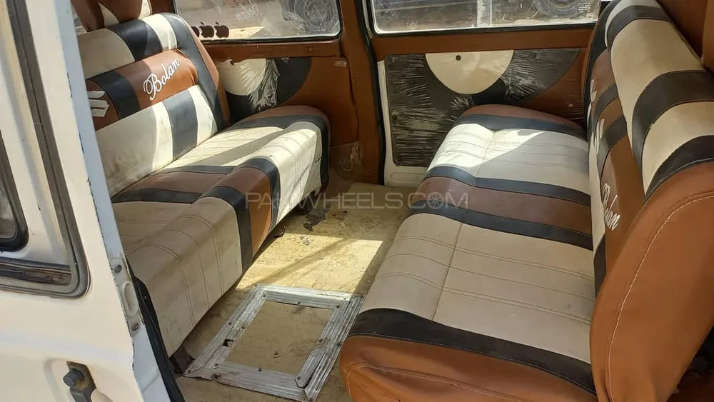 Suzuki Bolan 2013 for Sale in Karachi Image-1