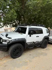 Toyota Fj Cruiser Automatic 2011 for Sale