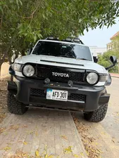 Toyota Fj Cruiser Automatic 2011 for Sale