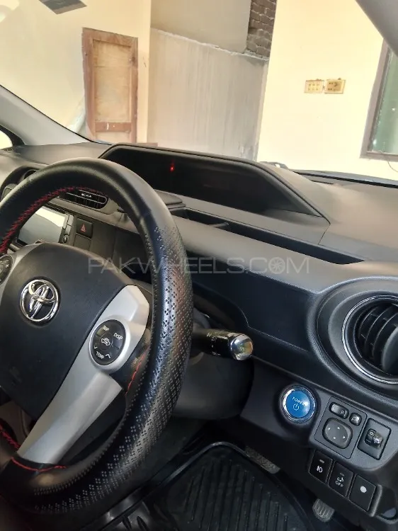 Toyota Aqua 2014 for Sale in Sialkot Image-1