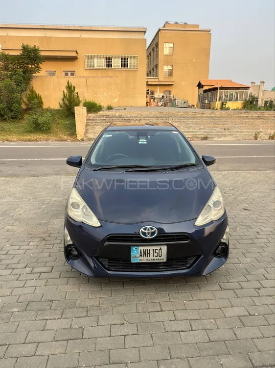 Toyota Aqua 2016 for Sale in Islamabad Image-1
