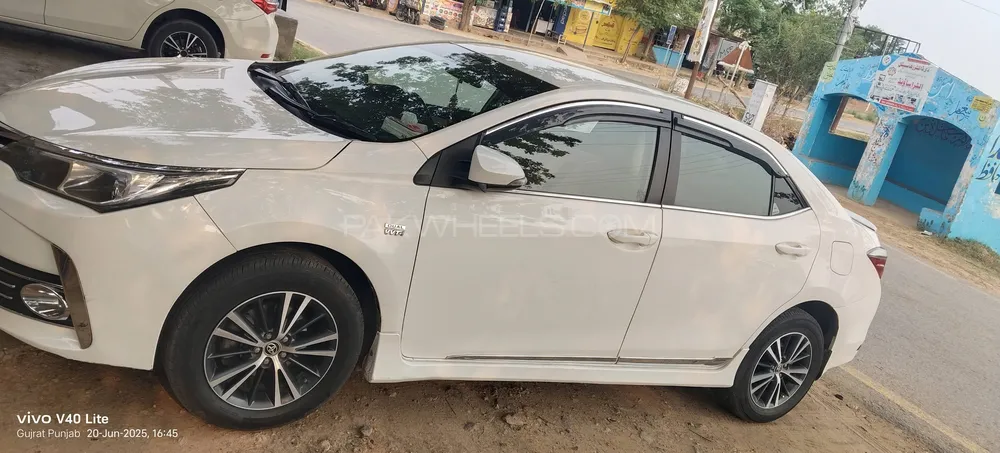 Toyota Corolla 2018 for Sale in Gujrat Image-1