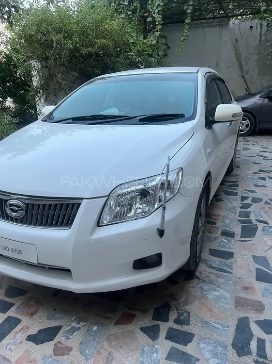 Toyota Corolla Axio 2006 for Sale in Mardan Image-1