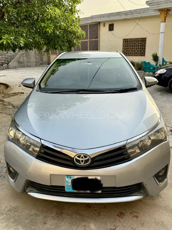 Toyota Corolla 2015 for Sale in Islamabad Image-1