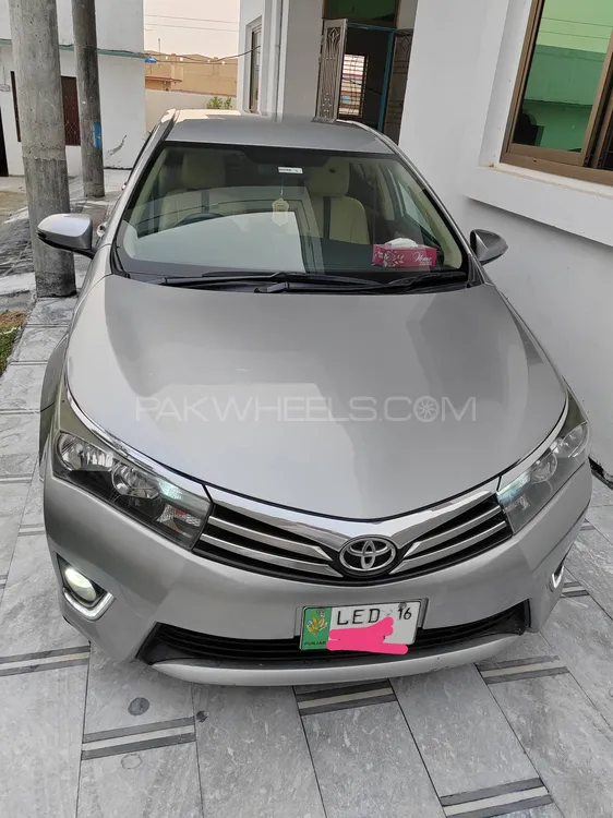 Toyota Corolla 2015 for Sale in Gujrat Image-1